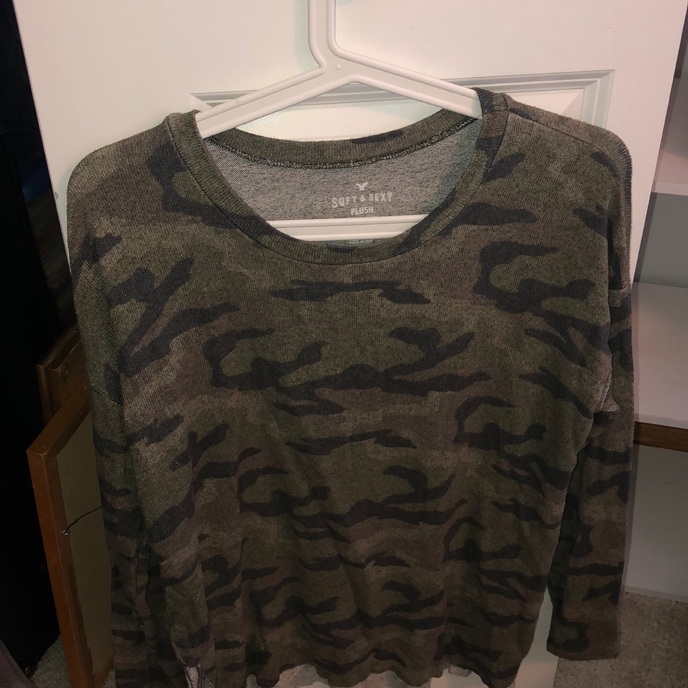 American Eagle camo sweater!